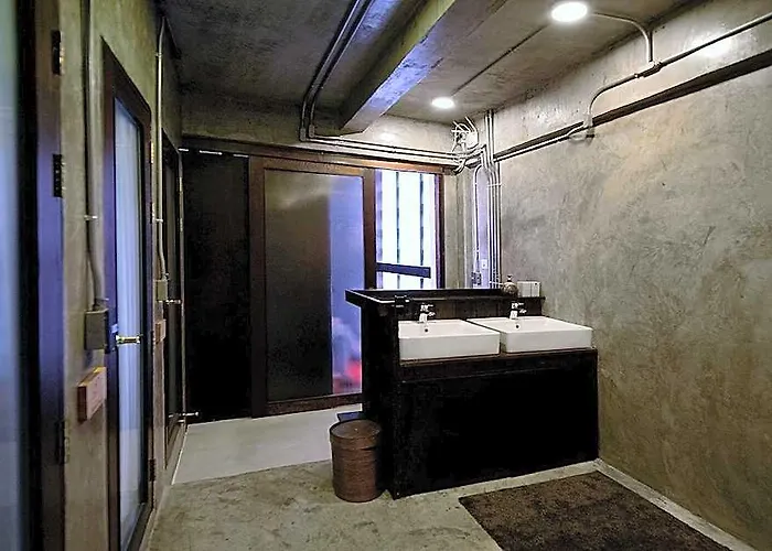 Photohostel Hotell 3*